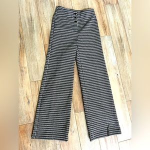 Ann Taylor Gingham Pant in Size 0